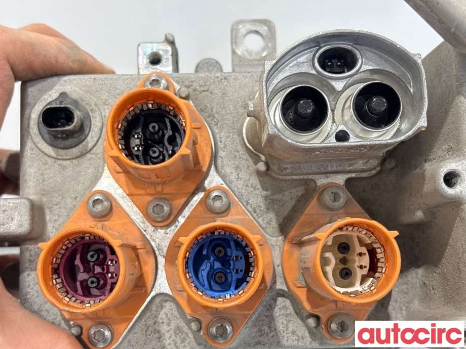 Diverse deler til Mercedes EQV 2020-->> (W447) (W447) (MERCEDES|A2935457600||A2935455600)
