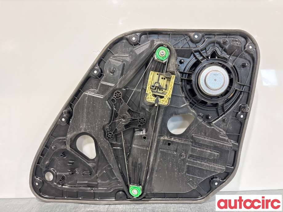 Ruteheis til Volvo V40 2012-2019  (VOLVO|31276217|2956341)
