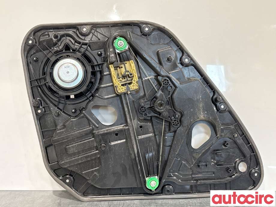 Ruteheis til Volvo V40 2012-2019  (VOLVO|31276218|2956341)