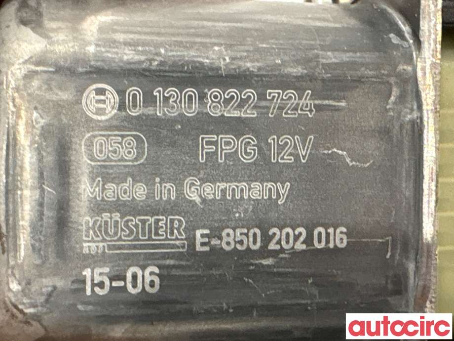 Ruteheis høyre bak til Škoda Octavia 2013-2016 (Type III, Fase 1) (SKODA|5Q0959812A|0130822724)