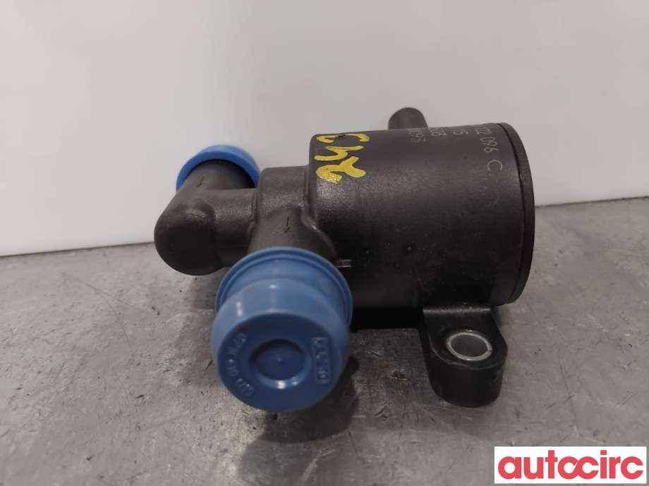 Diverse deler til VW Passat 2015-2019 (Fase 1) (B8) (B8) (VOLKSWAGEN|5Q0121671F||3Q0122096C)
