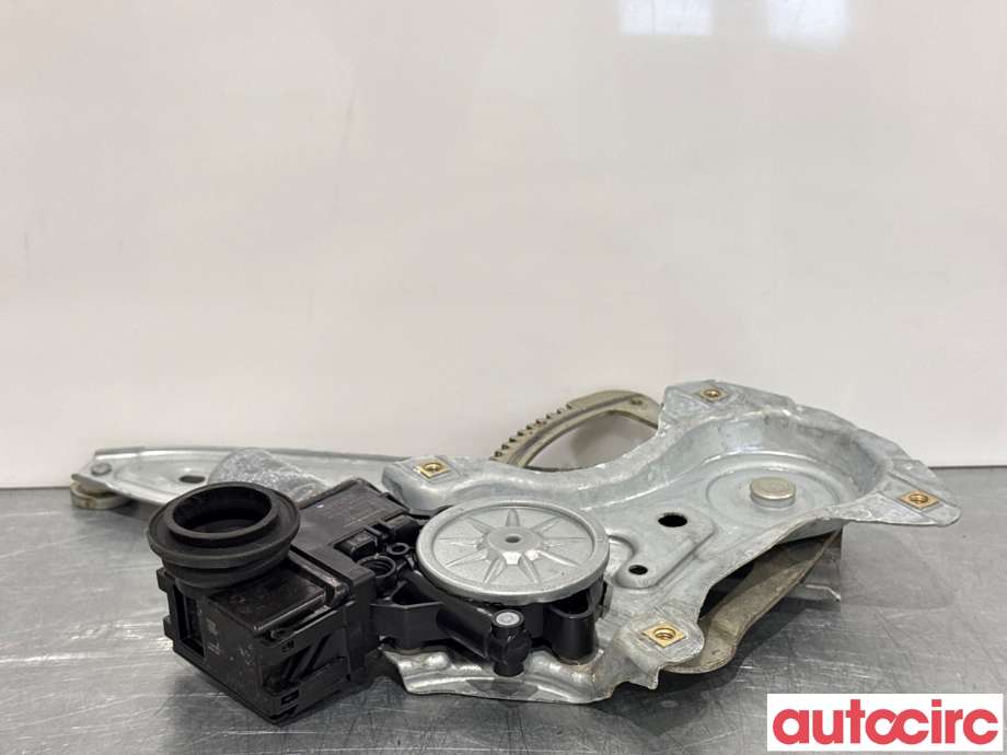 Ruteheis venstre bak til Toyota C-HR 2016-->>  (TOYOTA|69840F4010|062020-3921|85710-F4020)