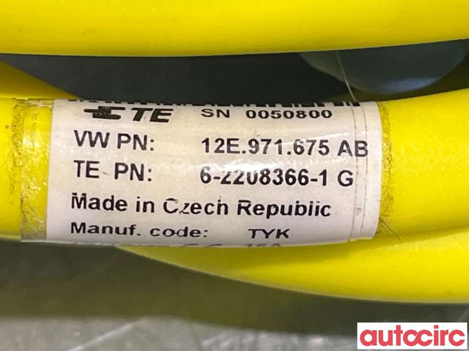 Batterilader kabel til VW e-Golf 2014-2017 (Fase 1) (VOLKSWAGEN|12E971675AB|)