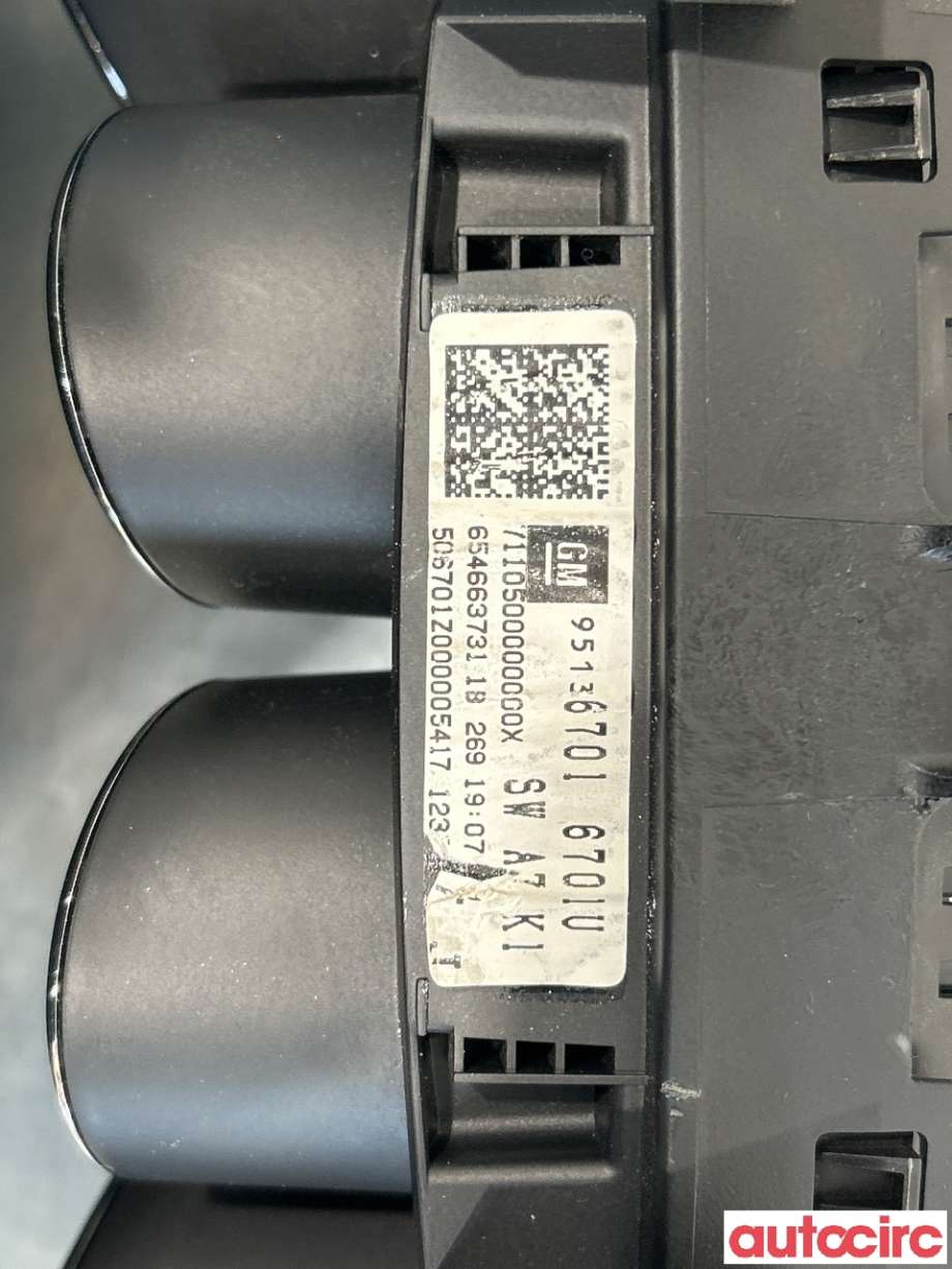 Instrumentpanel til Opel Mokka 2012-2016 (Type I, Fase 1)  (OPEL|95316676|95136701)
