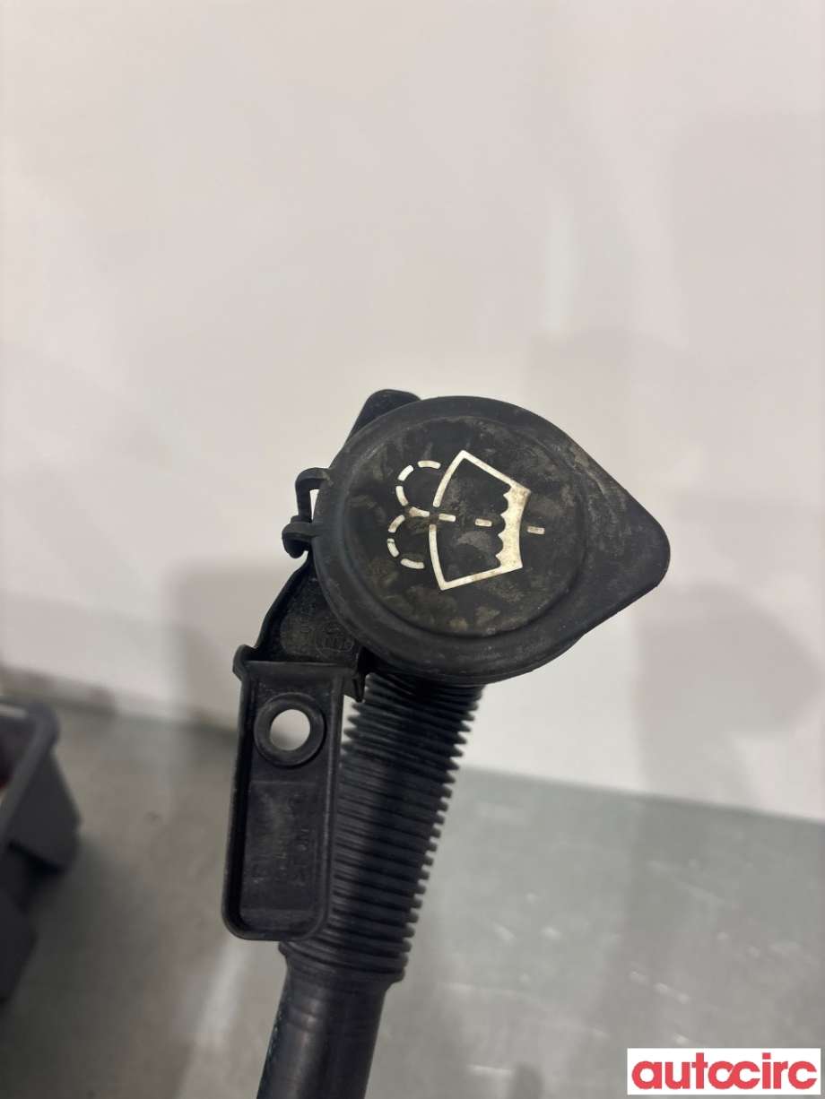 Spylertank til BMW X5 2007-2013 (E70) (E70) (BMW|61677161477||7161476)