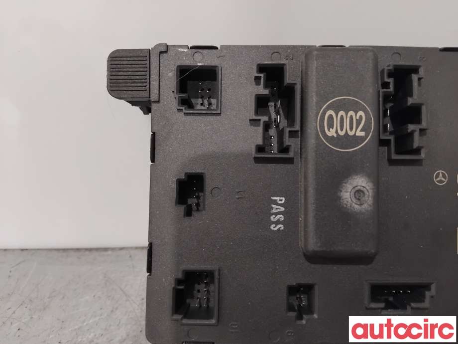 Styreenhet dør venstre foran til Mercedes Vito/Viano 2010-2014 (Fase 2) (W639) (W639) (MERCEDES|A6399003101|00006177|9399003101)