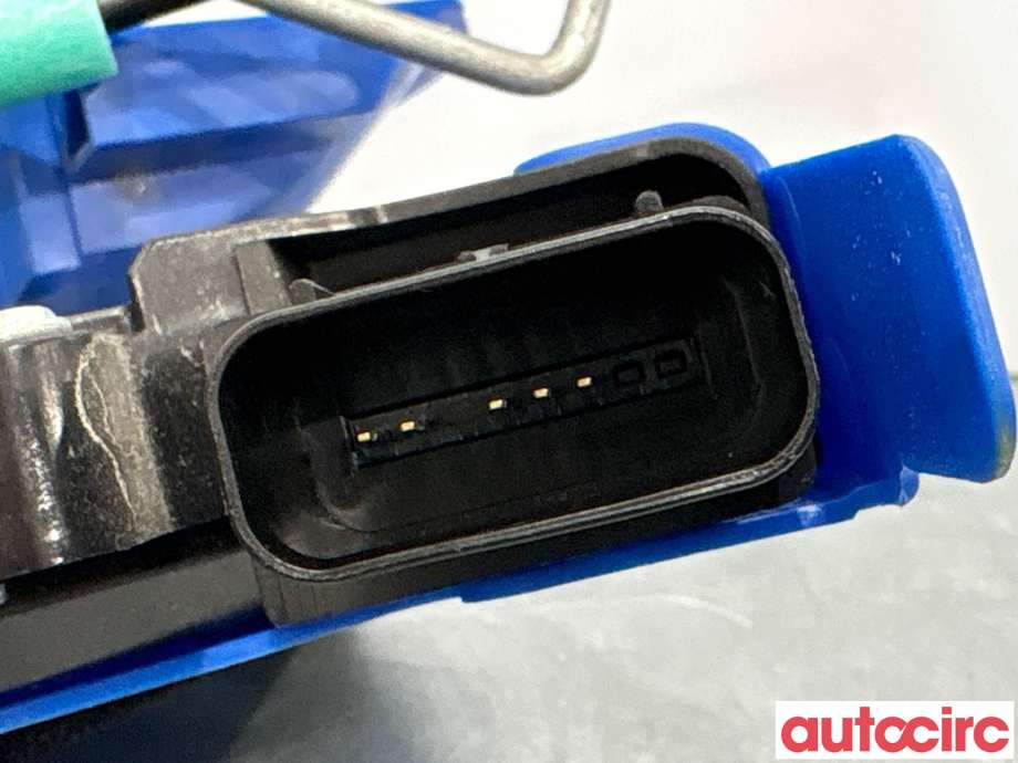 Låsekasse høyre foran til Hyundai Ioniq 5 2021-->> (HYUNDAI|81320GI010|)