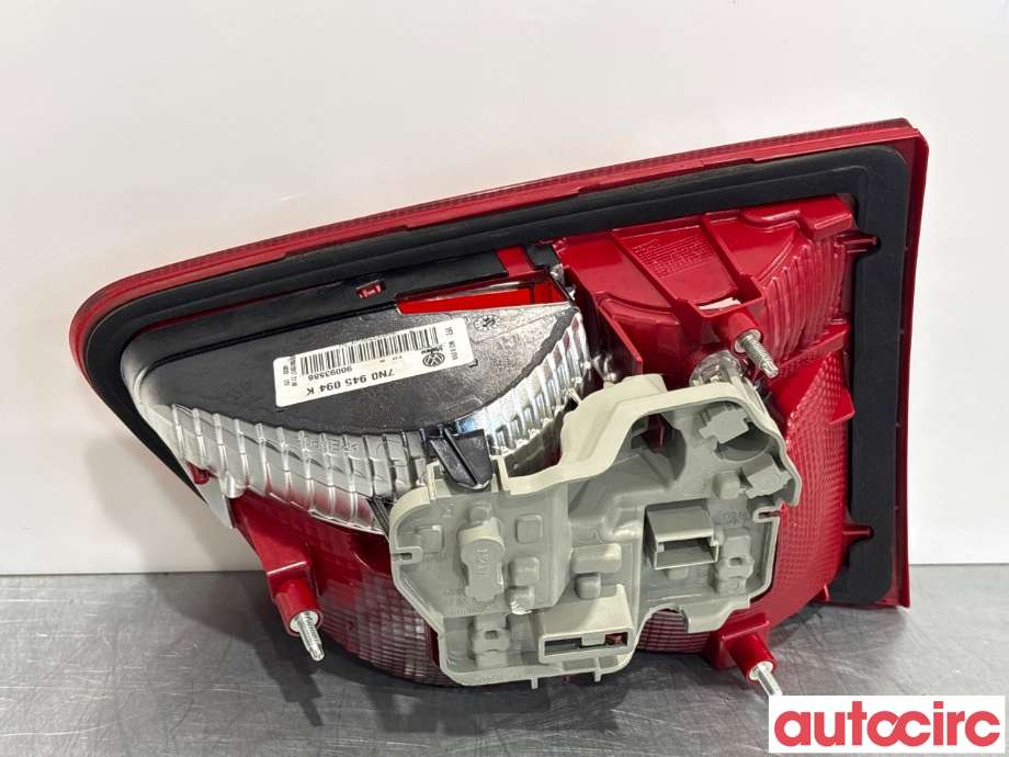 Baklykt høyre indre til VW Sharan 2010-->> (Type II)  (VOLKSWAGEN|7N0945094K|90093586)