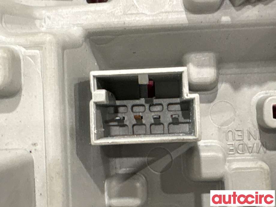 Baklykt høyre indre til VW Sharan 2010-->> (Type II)  (VOLKSWAGEN|7N0945094K|90093586)