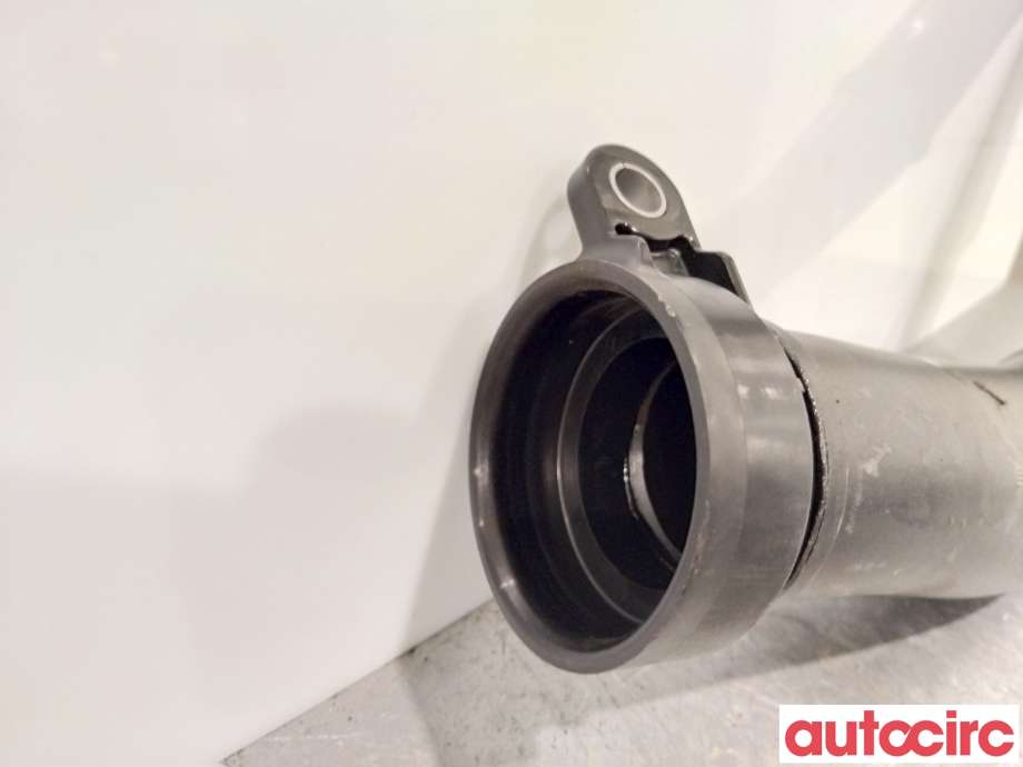 Turbo rør til Mercedes B-Klasse 2011-2018 (W246) (W246) (MERCEDES|A6510901737|)