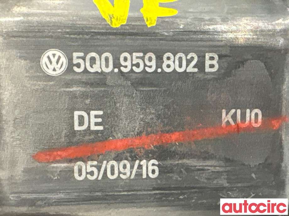 Ruteheis venstre foran til Audi A3 2016-2020 (Type III, Fase 2)  (AUDI|5Q0959802B|0130822716)