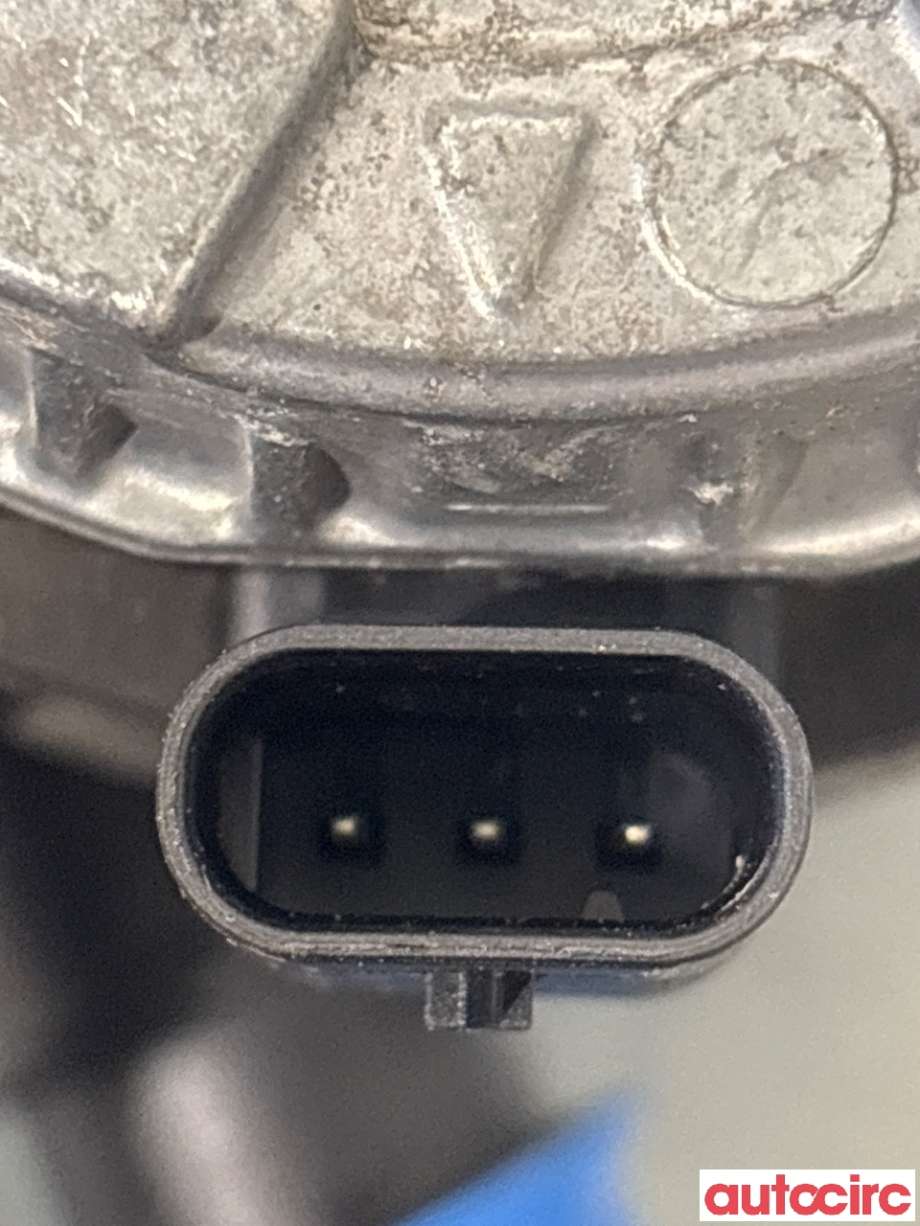 Sirkulasjonspumpe til VW e-Golf 2014-2017 (Fase 1) (VOLKSWAGEN|04L965567|0392024003)