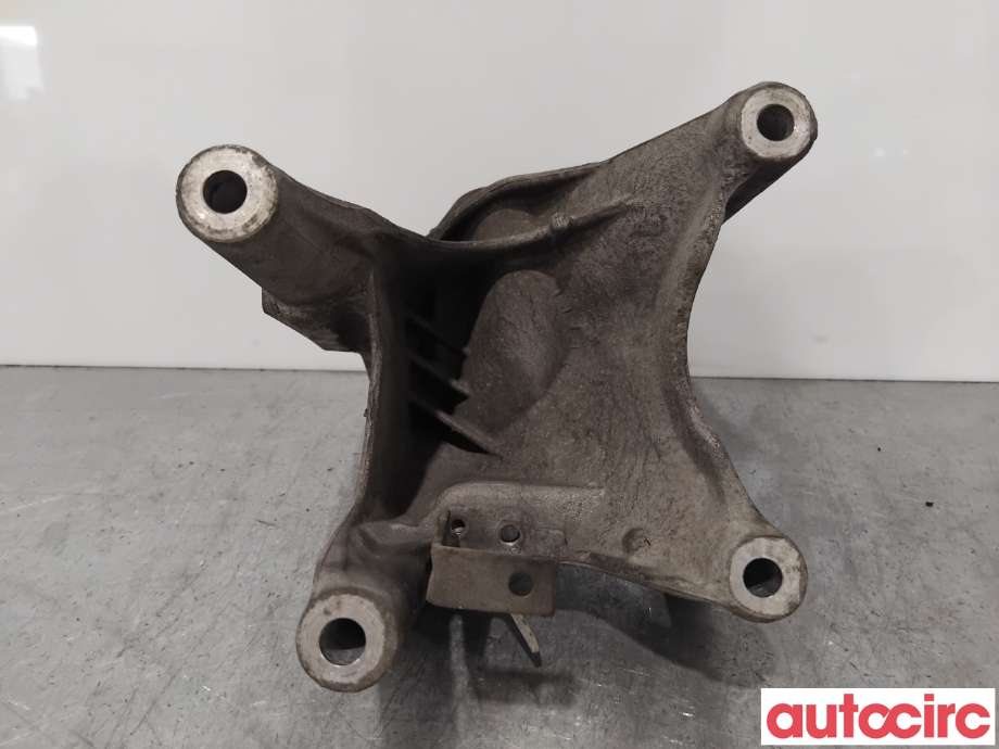 Motorfeste til VW Touareg 2003-2007 (Type I, Fase 1) (VOLKSWAGEN|070199308A|)