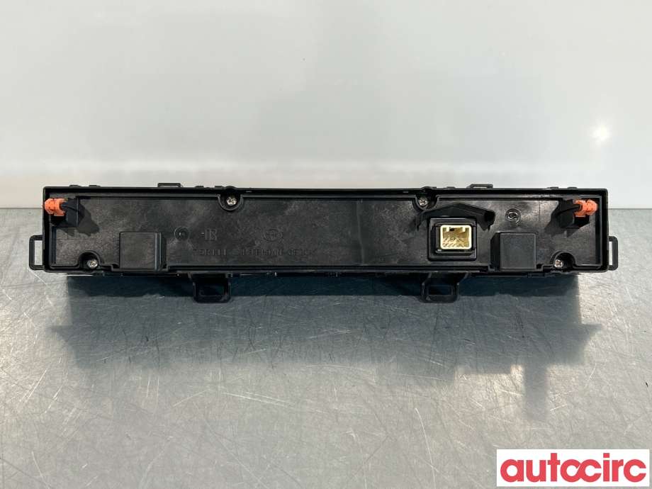 Varmeapparat betjening til Toyota bZ4X 2022-->> (TOYOTA|5590042A01)