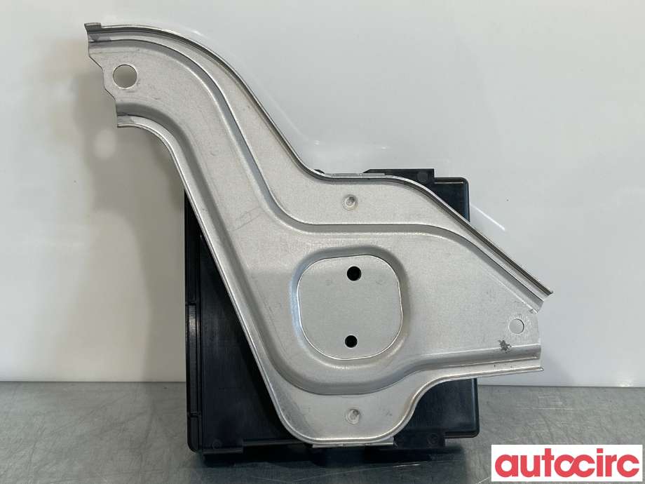 Styreenhet diverse til Toyota bZ4X 2022-->>  (TOYOTA|8998042C00|8998142C20)
