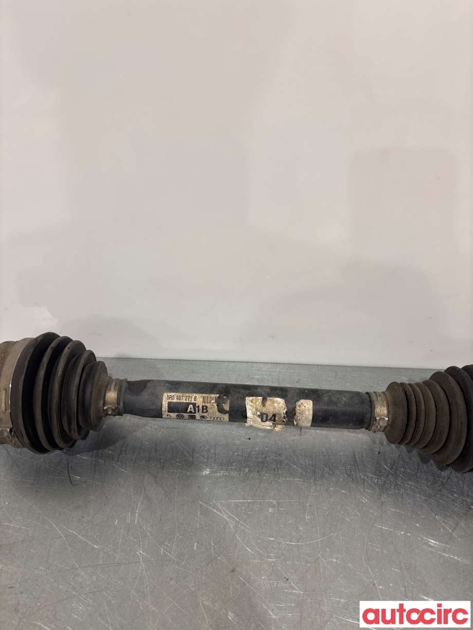 Drivaksel venstre foran til Audi Q5 2008-2012 (Type I, Fase 1) (AUDI|8R0407271B|)