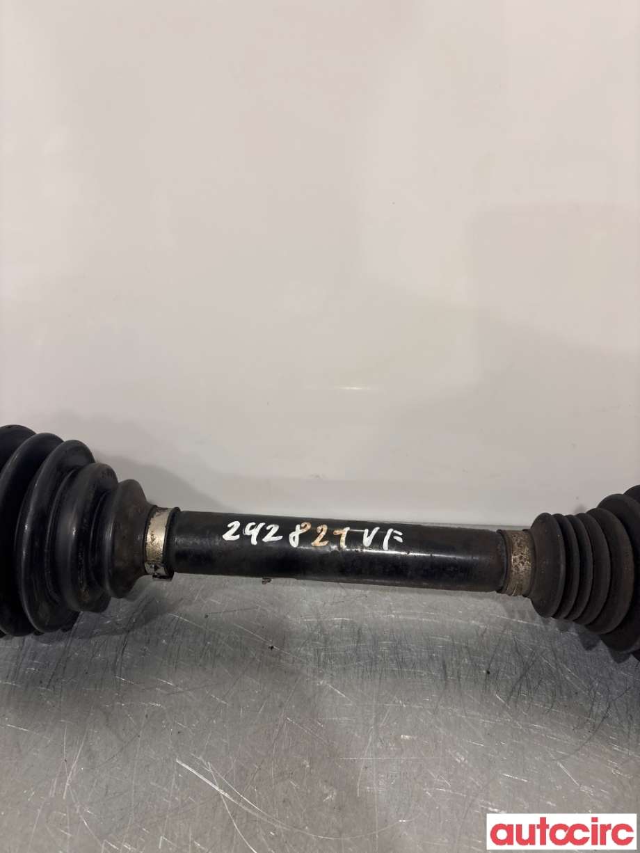Drivaksel venstre foran til Audi Q5 2008-2012 (Type I, Fase 1) (AUDI|8R0407271CX||8R0407271C)