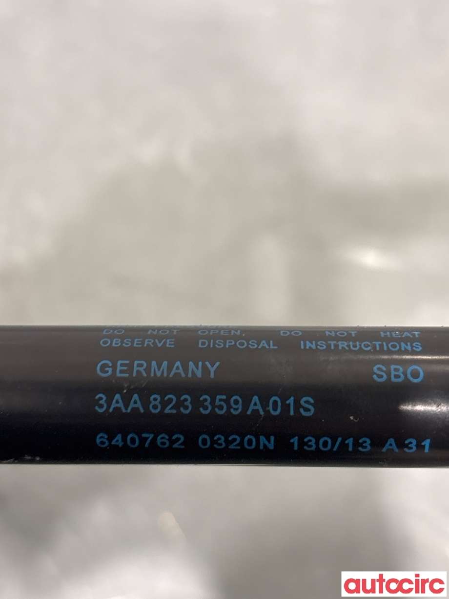 Panserdemper til VW Passat 2011-2015 (B7) (B7) (VOLKSWAGEN|3AA823359A|)