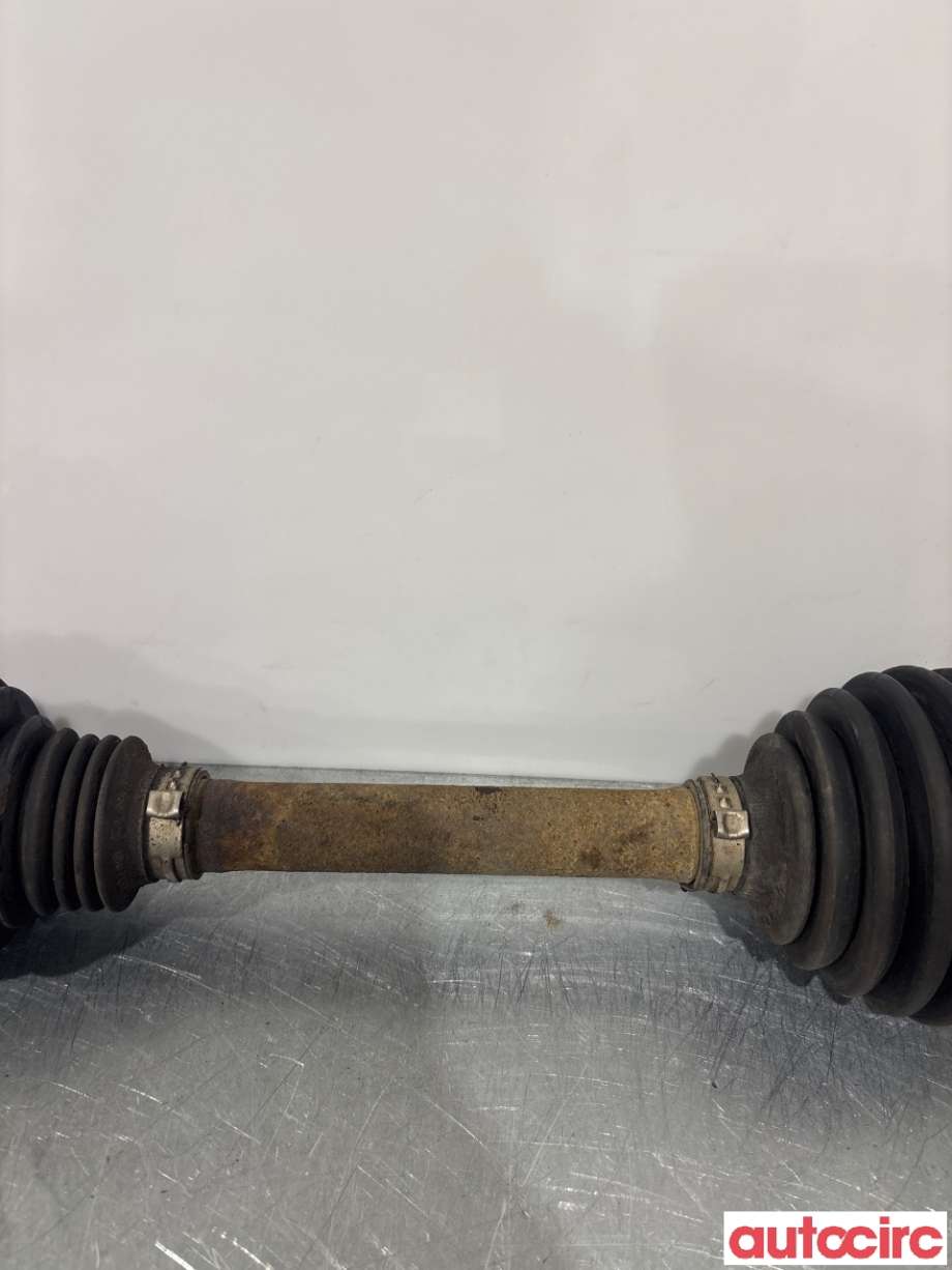 Drivaksel venstre foran, elbil til Audi A3 2016-2020 (Type III, Fase 2) (AUDI|5Q0407271CM|)