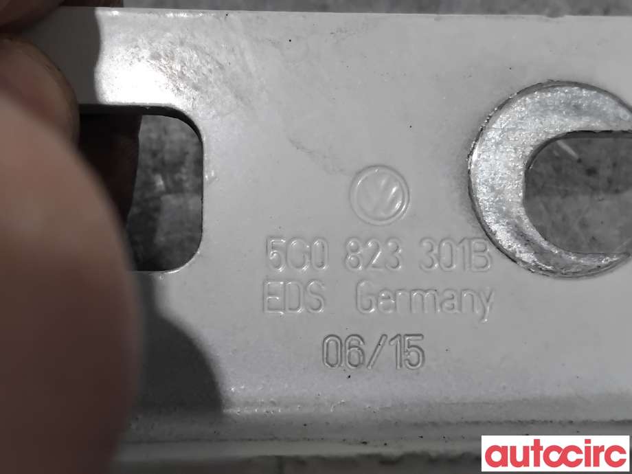Panserhengsler til VW e-Golf 2014-2017 (Fase 1) (VOLKSWAGEN|5G0823301B|)