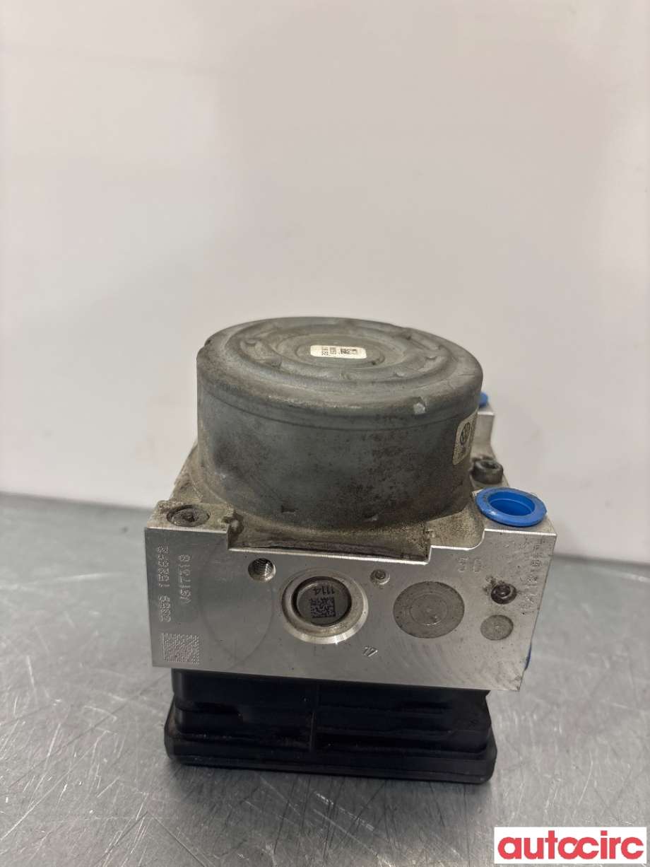 ABS sentral til VW Passat 2015-2019 (Fase 1) (B8) (B8) (VOLKSWAGEN|3Q0614517S|100220-06734)