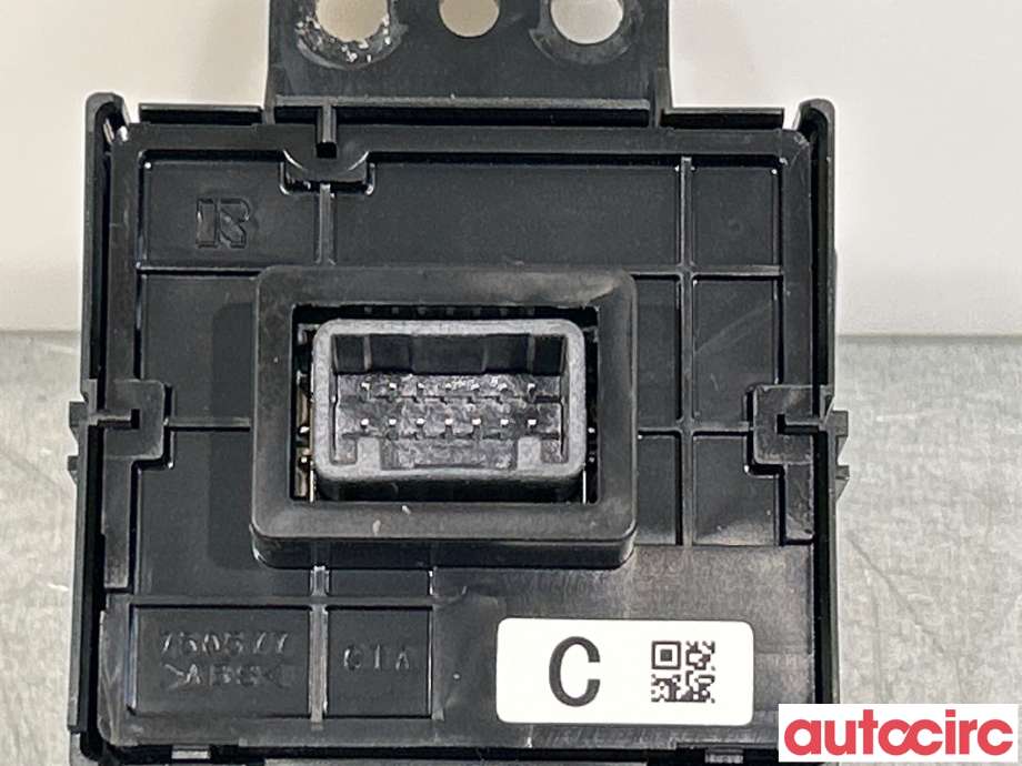Bryter Antispinn til Toyota bZ4X 2022-->> (TOYOTA|8497042140)
