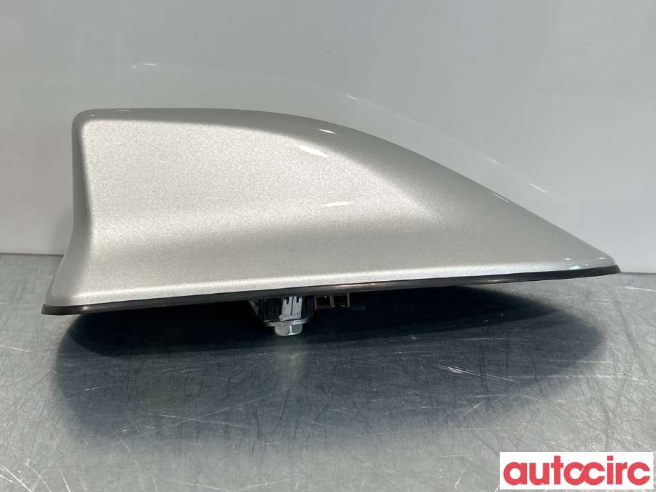 Antenne navigasjon til Toyota bZ4X 2022-->>  (TOYOTA|8676042040|)
