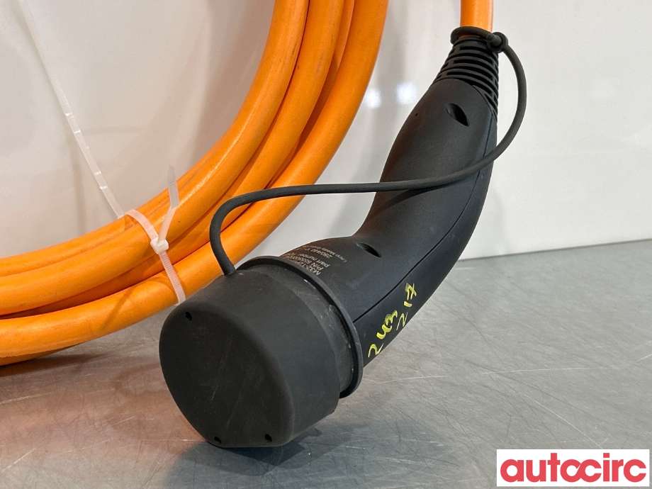 Batterilader kabel til Toyota bZ4X 2022-->>  (TOYOTA|5555000242|)