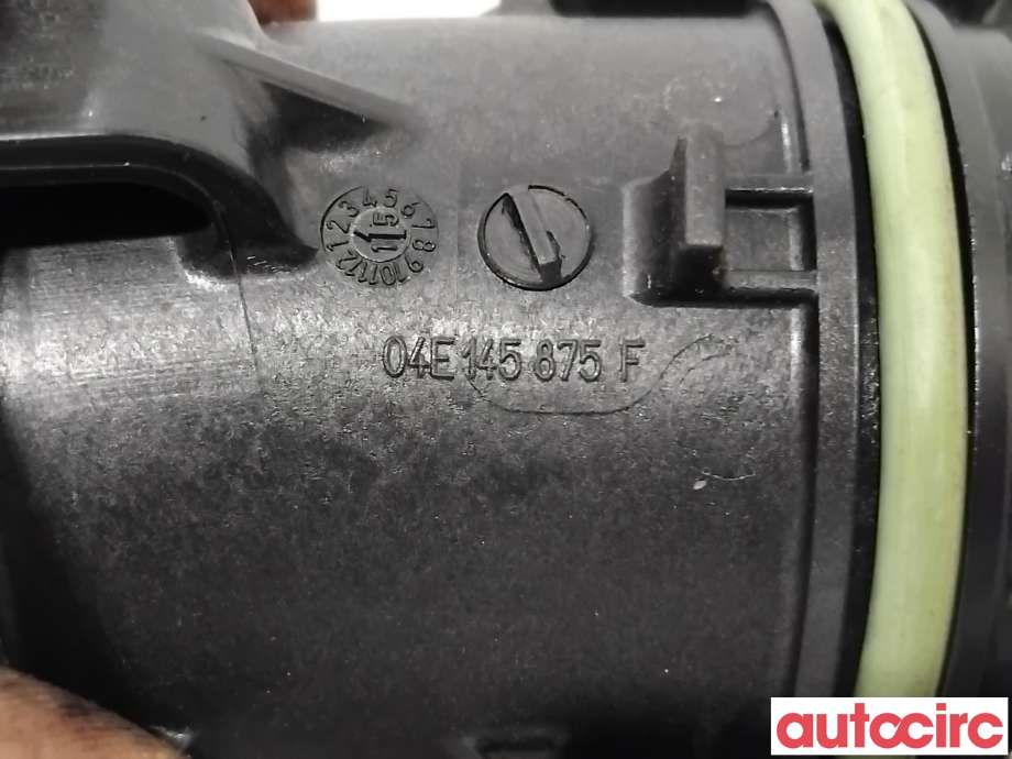 Turbo rør til VW Golf VII 2012-2017 (Fase 1)  (VOLKSWAGEN|04E145875F|)
