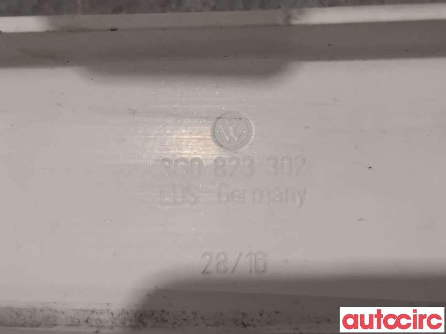 Panserhengsler til VW Passat 2015-2019 (Fase 1) (B8) (B8) (VOLKSWAGEN|3G0823302|)