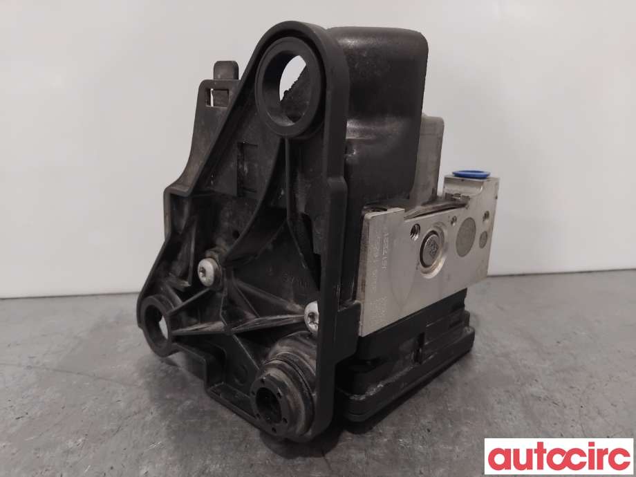ABS sentral til VW Passat 2015-2019 (Fase 1) (B8) (B8) (VOLKSWAGEN|5Q0614517BL|100916-03803|5Q0614517DB)