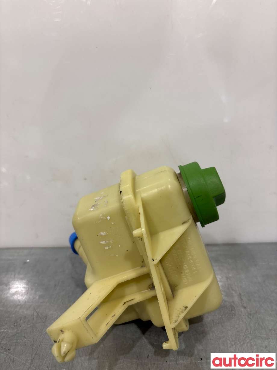 Servo oljebeholder til VW Transporter / Caravelle 2019-->> (T6.1) (T6.1) (VOLKSWAGEN|7E0422371G|)