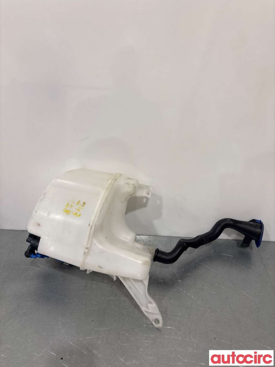 Spylertank til Volvo V60, 2010-2013 (Type I, Fase 1)  (VOLVO|31253218)