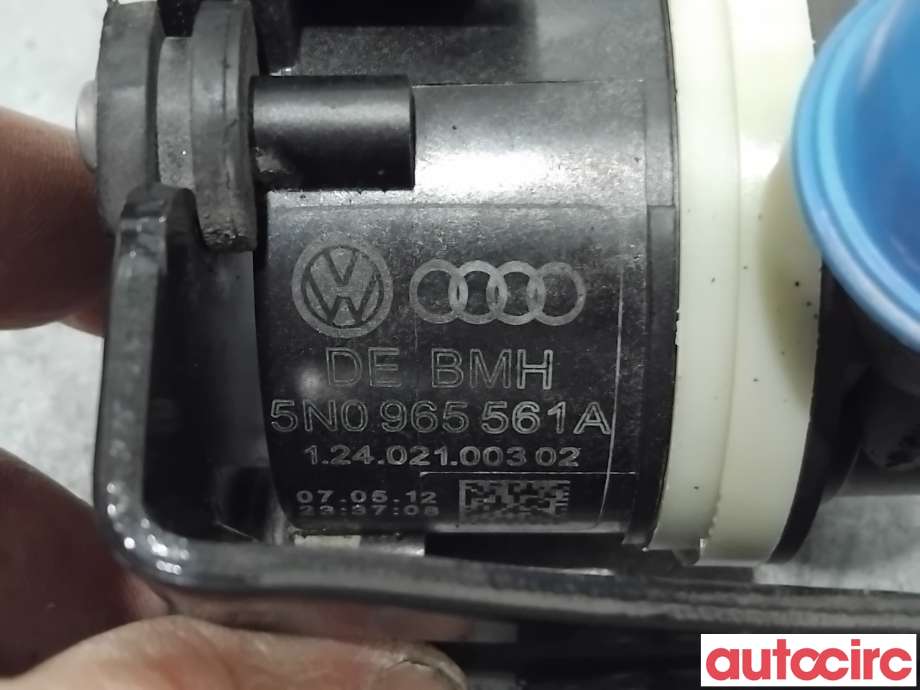 Sirkulasjonspumpe til Audi A4 2007-2014 (Type IV) (B8) (B8) (AUDI|5N0965561A|12402100302)