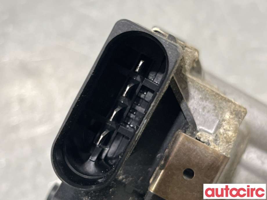Viskermotor frontrute til Opel Ampera-e 2017-->> (Type II)  (OPEL|42532746|0390248175)