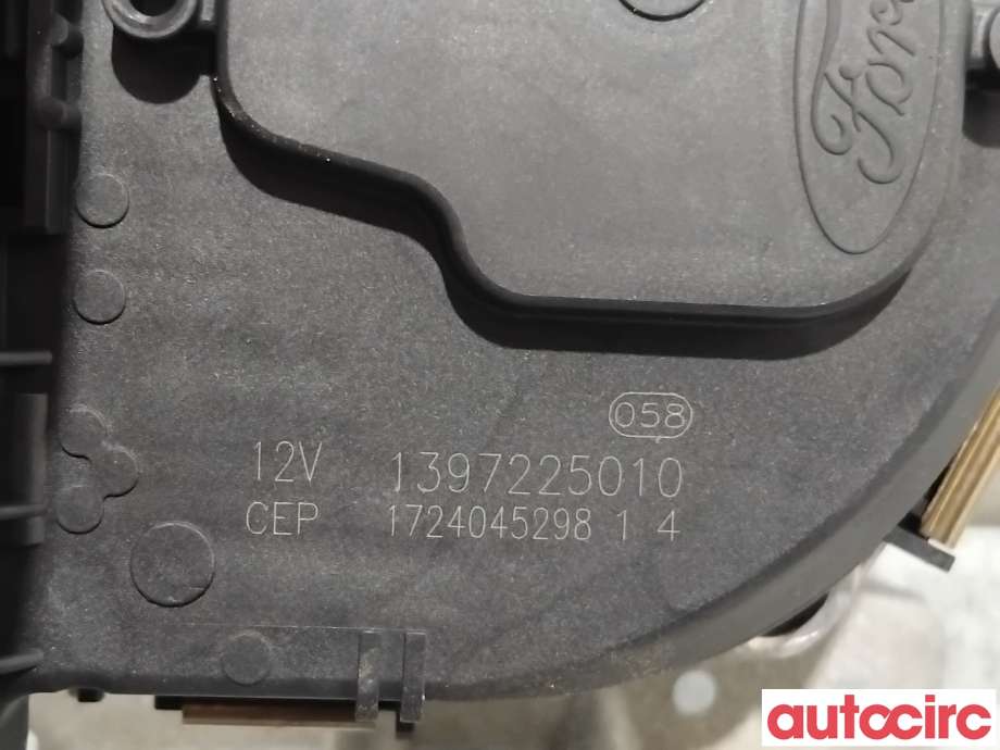 Viskermotor frontrute til Ford Fiesta 2017-->> (Type VII)  (FORD|2554660|1397225010|H1BB-17500-AD)