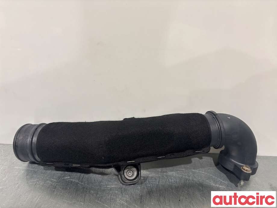 Turbo rør til VW Passat, 2015-2019 (Fase 1) (B8) (B8) (VOLKSWAGEN|04L145762CB)