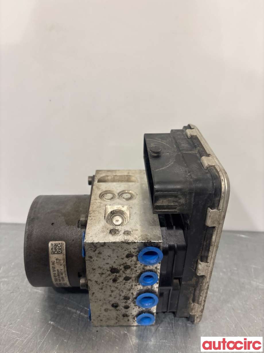 ABS sentral til VW Passat 2015-2019 (Fase 1) (B8) (B8) (VOLKSWAGEN|3Q0614517AC|100399-45174)
