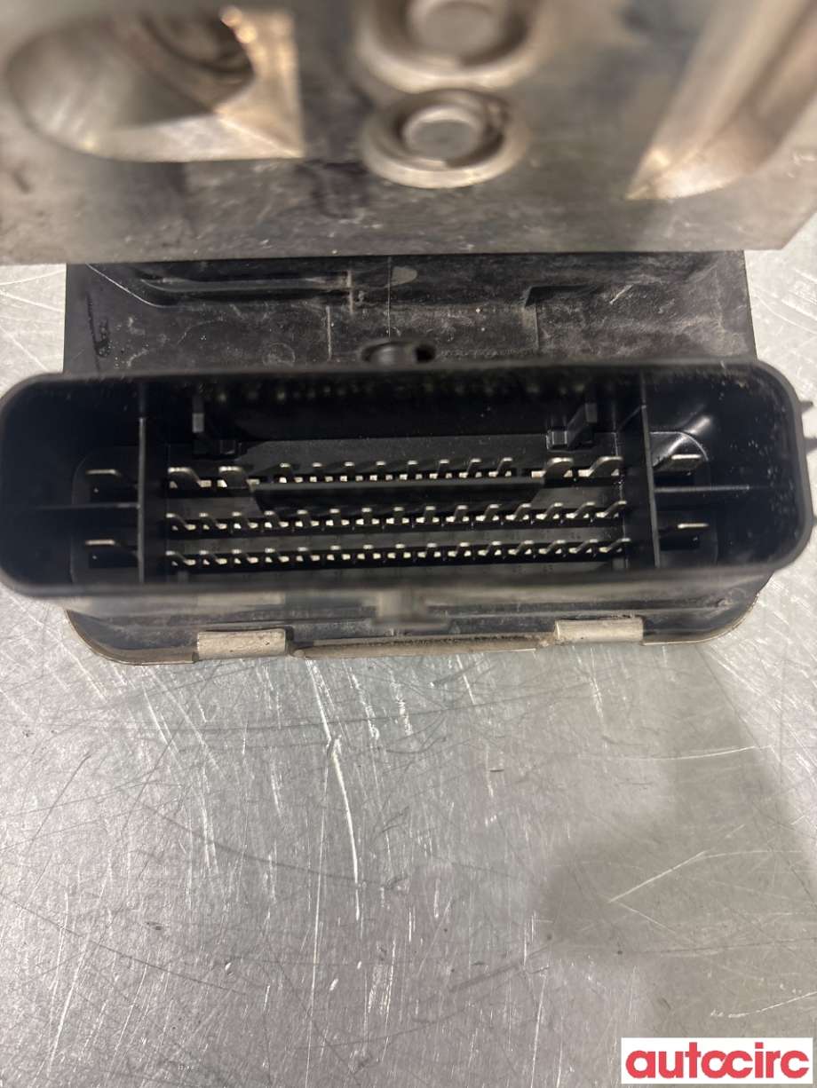 ABS sentral til VW Passat 2015-2019 (Fase 1) (B8) (B8) (VOLKSWAGEN|3Q0614517AC|100399-45174)