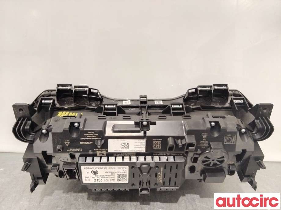 Instrumentpanel til Škoda Superb 2015-->> (Type III) (SKODA|3V0920794C|A3C0427600001)