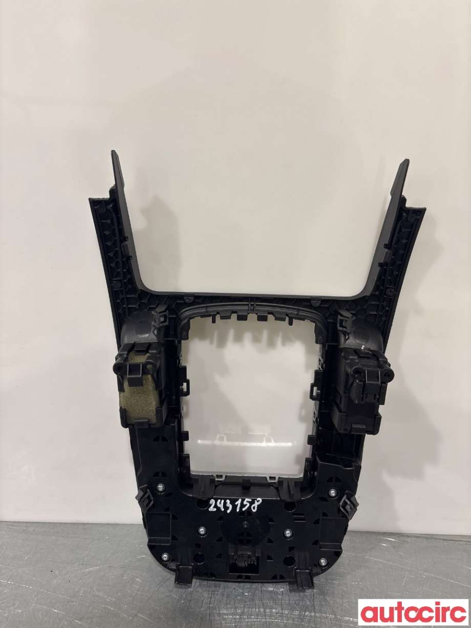 Bryter diverse til Audi Q5 2008-2012 (Type I, Fase 1)  (AUDI|8T0919609F|)
