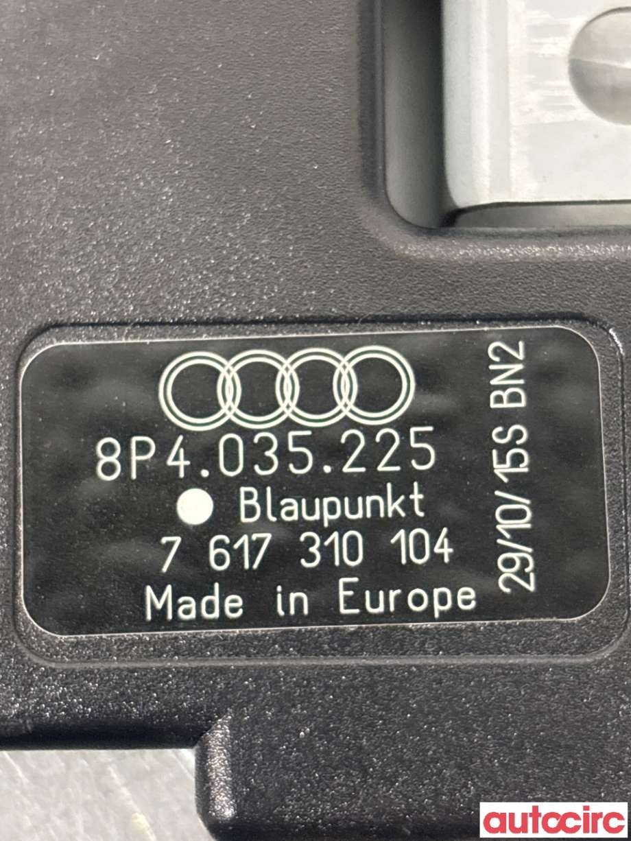 Antenne forsterker til Audi A3 2009-2012 (Type II, Fase 2)  (AUDI|8P4035225|7617310104)