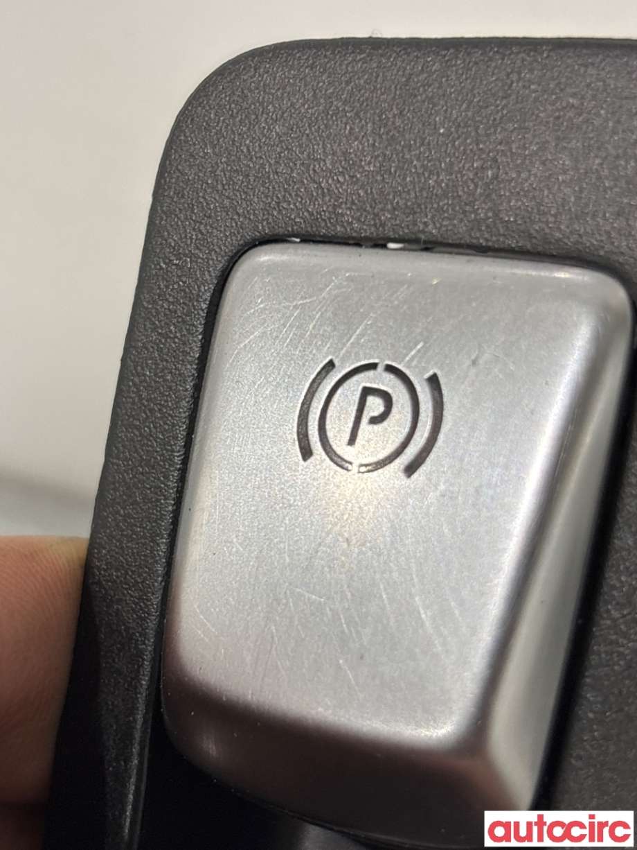 Bryter elektrisk håndbrekk/parkbrems til Mercedes Vito 2014-->> (W447) (W447) (MERCEDES|A4479057500|)
