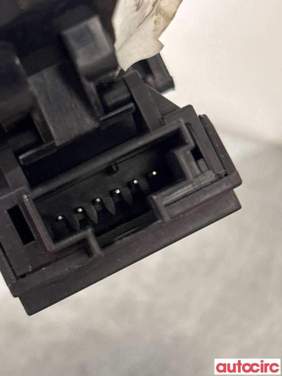 Bryter elektrisk håndbrekk/parkbrems til Mercedes Vito 2014-->> (W447) (W447) (MERCEDES|A4479057500|)