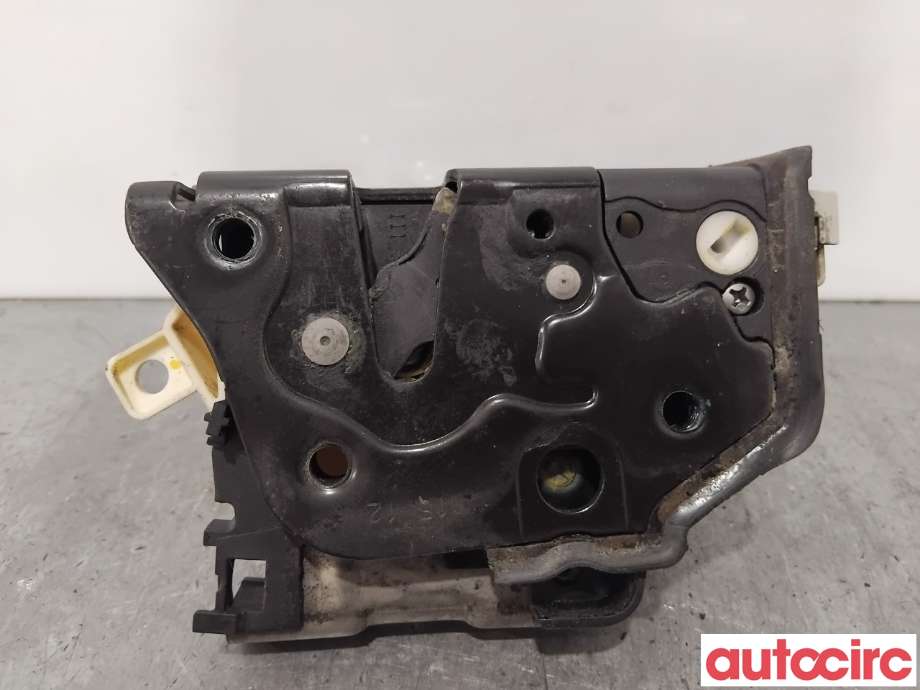 Låsekasse høyre foran til Audi A4 2007-2014 (Type IV) (B8) (B8) (AUDI|8J1837016C||8J1837016E)