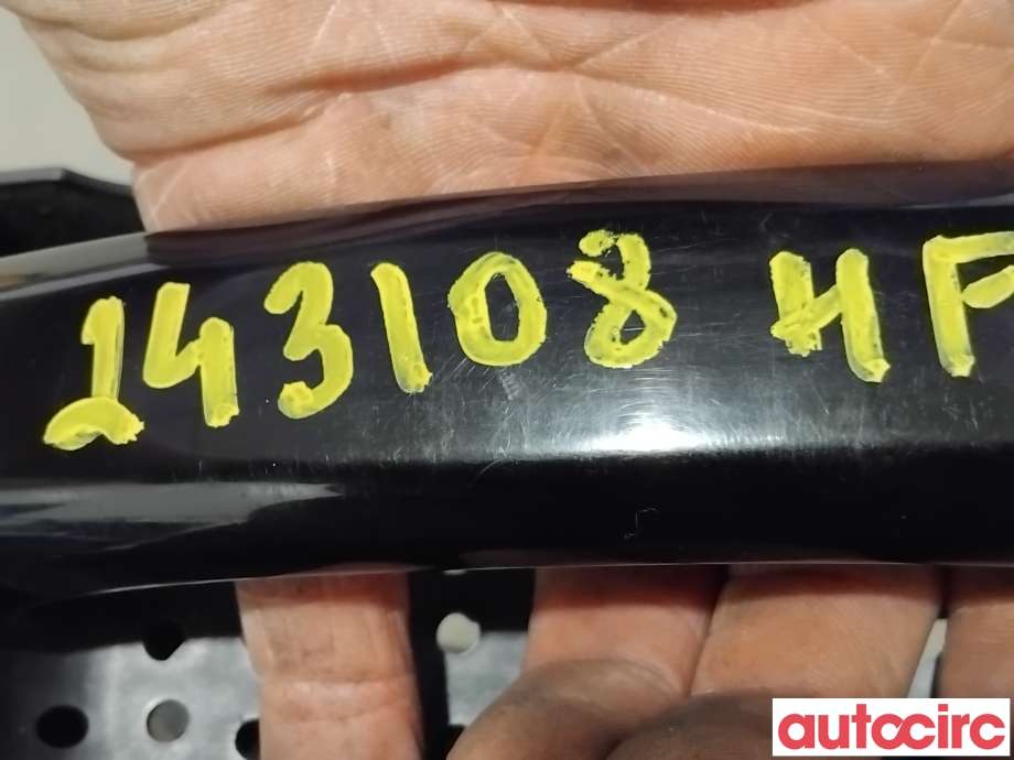 Dørhåndtak utv høyre foran til Audi A4 2007-2014 (Type IV) (B8) (B8) (AUDI|8T0837205A||8T0837886A)