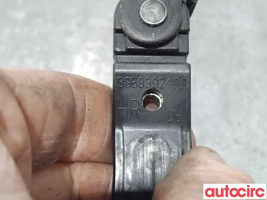 Dørstopper til VW Passat 2015-2019 (Fase 1) (B8) (B8) (VOLKSWAGEN|3G5839249A||3G5839249B)