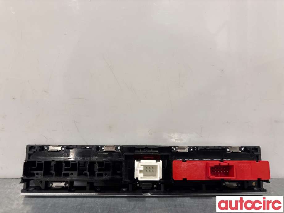 Bryter nødblink til Audi A3 2009-2012 (Type II, Fase 2)  (AUDI|8P0927137CD|)