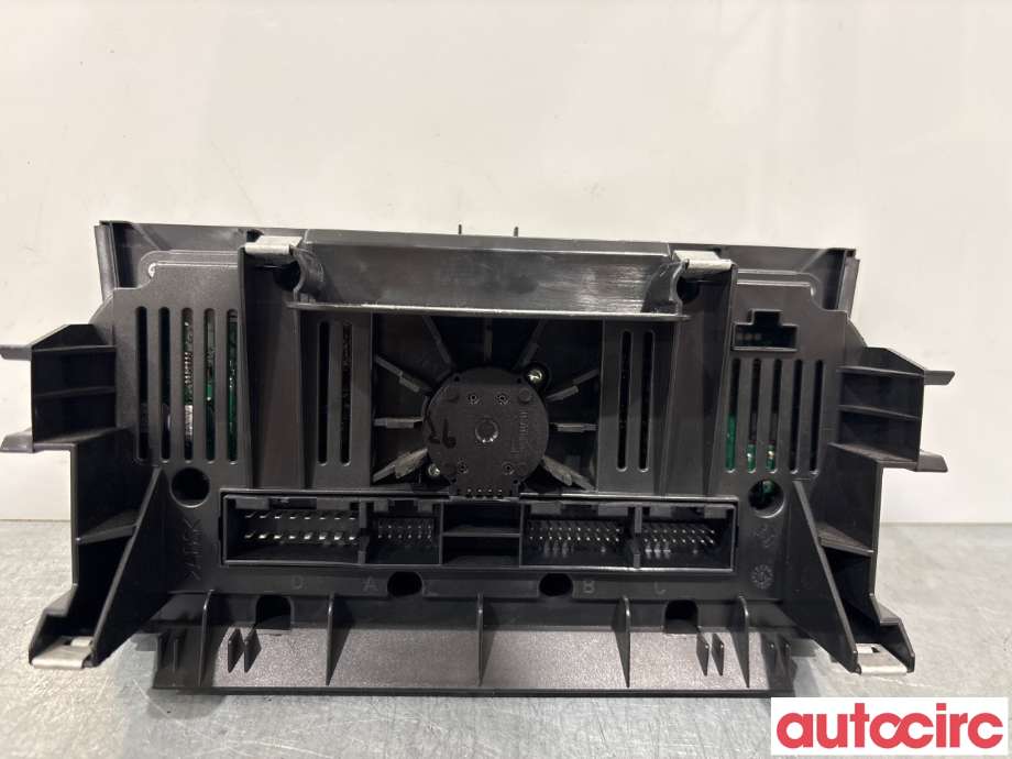 Varmeapparat betjening til Audi A3 2009-2012 (Type II, Fase 2)  (AUDI|8P0820043BN|)