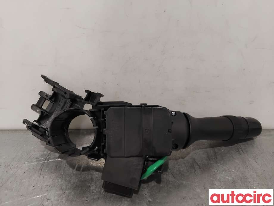 Bryter blink til Toyota Yaris 2014-2020 (Type III, Fase 2)  (TOYOTA|841400D310||0D310)